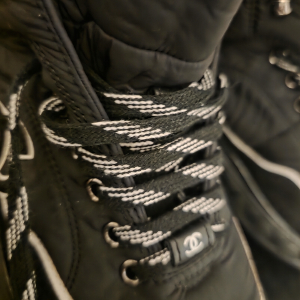 CHANEL Black Women's Lace-Up Sneakers with Logo Accent - Picture 8 of 8